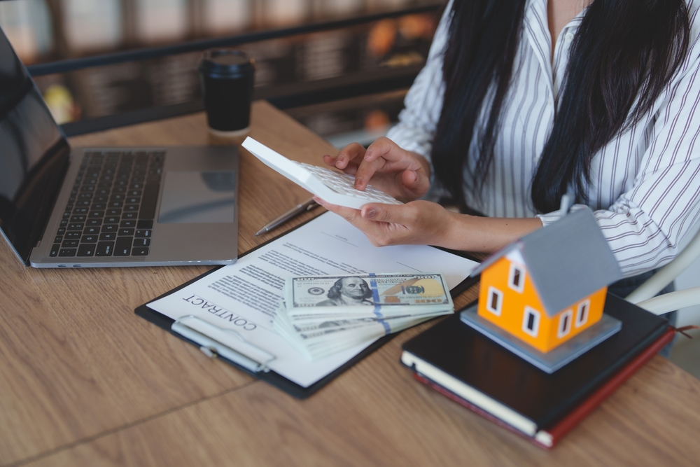 Calculating taxes and costs for foreigners buying property in Thailand.