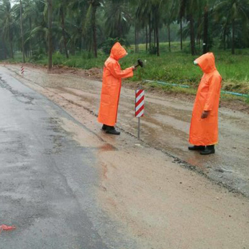 ฝนถล่มประจวบฯ กรมทางหลวงชนบท ติดตั้งป้ายเตือนห้ามผ่าน 1 สายทาง ฝนถล่มประจวบฯ กรมทางหลวงชนบท ติดตั้งป้ายเตือนห้ามผ่าน 1 สายทาง