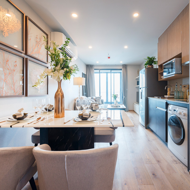 Q ชิดลม - เพชรบุรี LIVING IN REAL CBD Q ชิดลม - เพชรบุรี LIVING IN REAL CBD