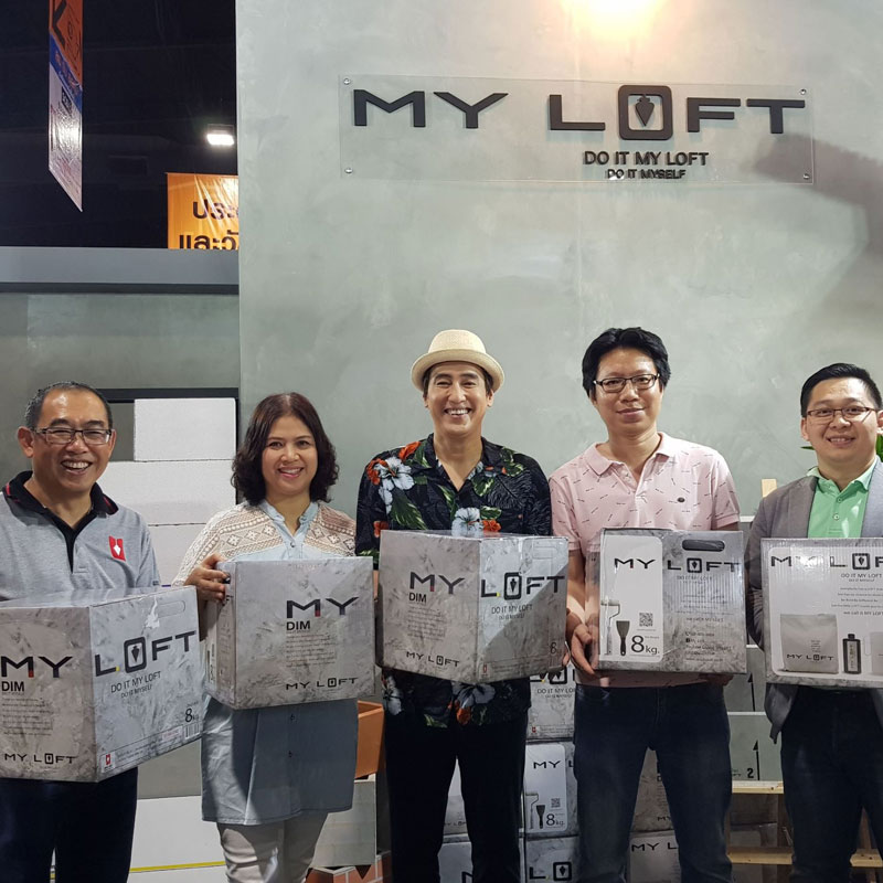 ควิก โคทฯ เปิดตัว แท่ง ศักดิ์สิทธิ์ แท่งทอง แบรนด์แอมบาสเดอร์ สินค้า MY LOFT ควิก โคทฯ เปิดตัว แท่ง ศักดิ์สิทธิ์ แท่งทอง แบรนด์แอมบาสเดอร์ สินค้า MY LOFT