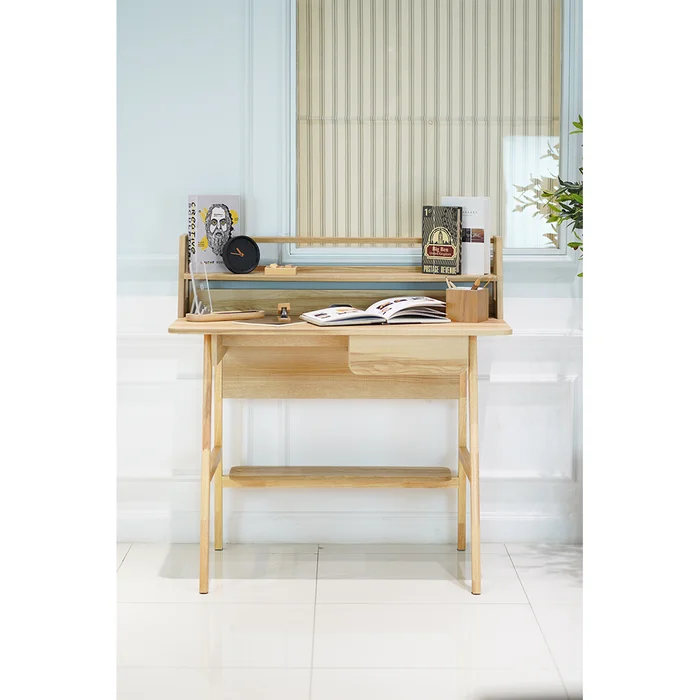 โต๊ะทำงานเล็ก รุ่น COMPACT (สีลินด์เบิร์ก)