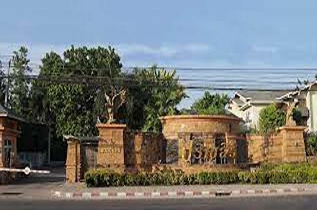 ปริญสิริ นวลจันทร์ ปริญสิริ นวลจันทร์