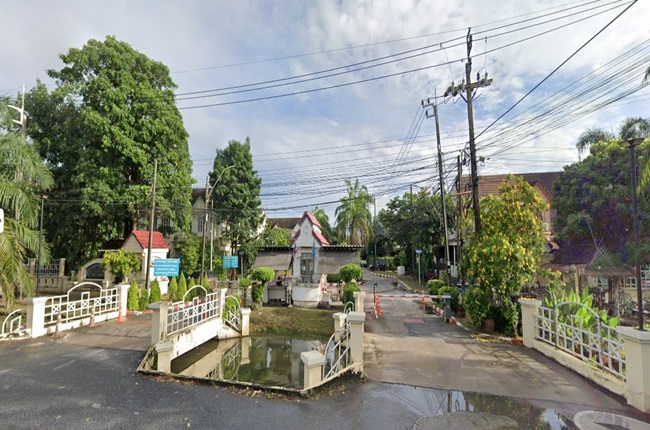 บุศรินทร์ รามอินทรา บุศรินทร์ รามอินทรา