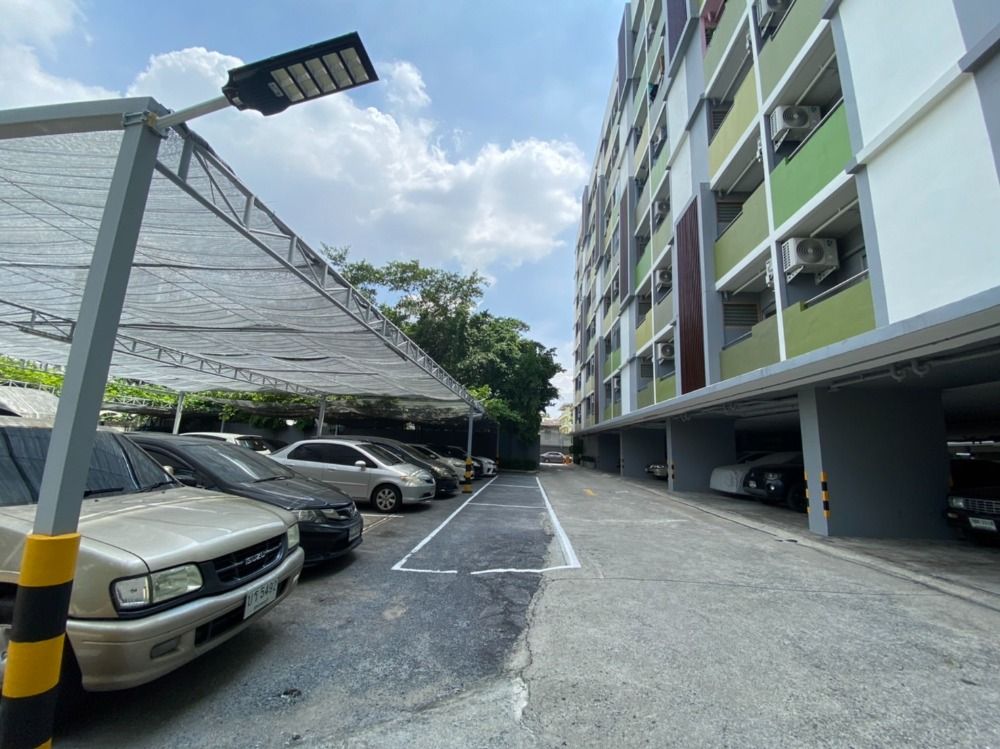 Studio room for sale Bangkae City Condo (Bangkae City) opposite The Mall Bangkae Near the main two trains, only 1 minute