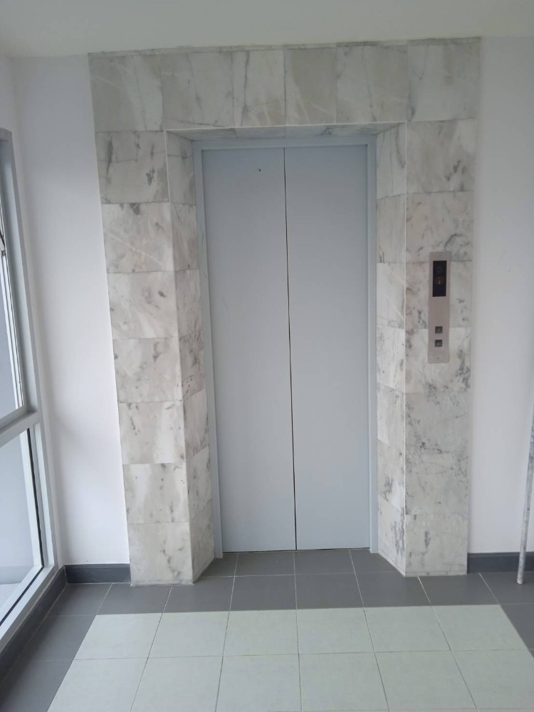 Condo for sale in the Bang Khae City Condominium project, good location, Soi Petchkasem 47, size 22 sqm.