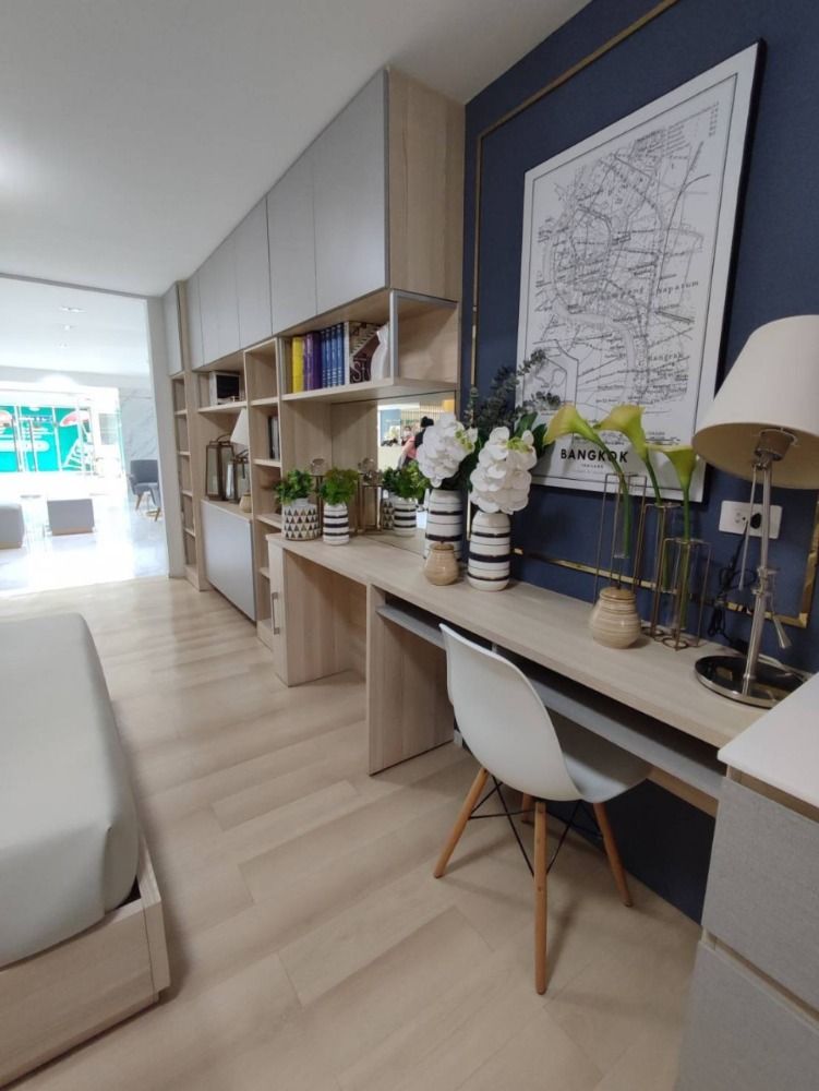 Urgent sale, studio room, Bang Khae City Condo, next to Lak Song MRT, opposite The Mall Bang Khae.