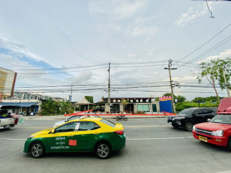ขาย ที่ดิน ติดถนนใหญ่ มีนบุรี ถนนหทัยราษฎร์ เยื้องซอย 3 เนื้อที่ 1 ไร่ 1 งาน 72 ตร.วา ใกล้รถไฟฟ้า – รูปที่ 2
