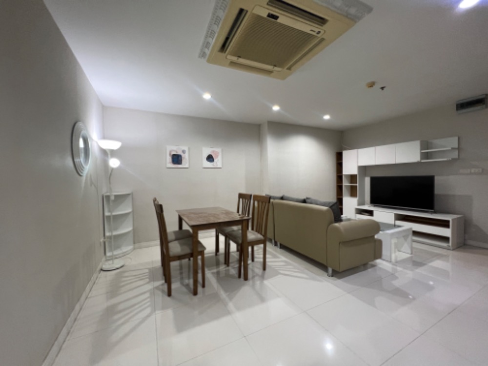 for rent Sukhumvit living town 1 bed super deal !! ❤️🌟