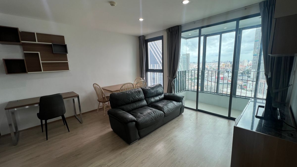 ^^ Sell IDEO Q Chula-Samyan, 50 sq m, 2 bedrooms, high floor, very beautiful view, unblocked view, have the right to park 2 cars. ^^ Sell IDEO Q Chula-Samyan, 50 sq m, 2 bedrooms, high floor, very beautiful view, unblocked view, have the right to park 2 cars.