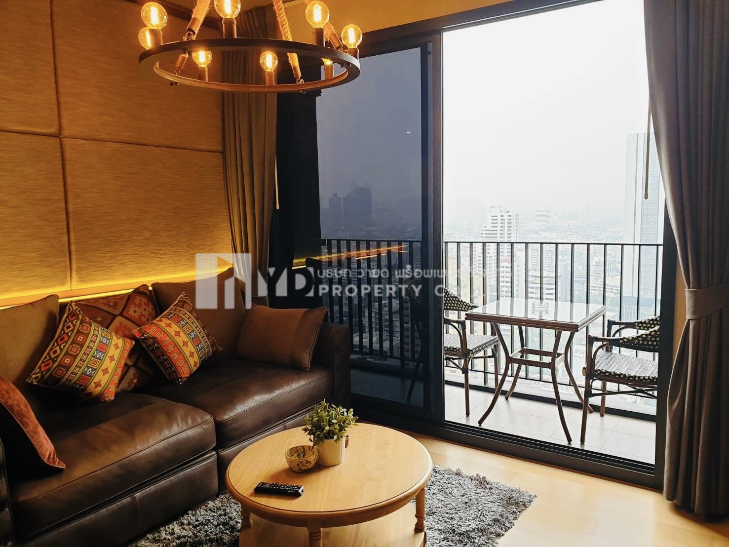 HQ Thonglor ให้เช่า | 2 ห้องนอน 75 ตร.ม. เพียง 55,000 บาท Rare Deal ใจกลางทองหล่อ