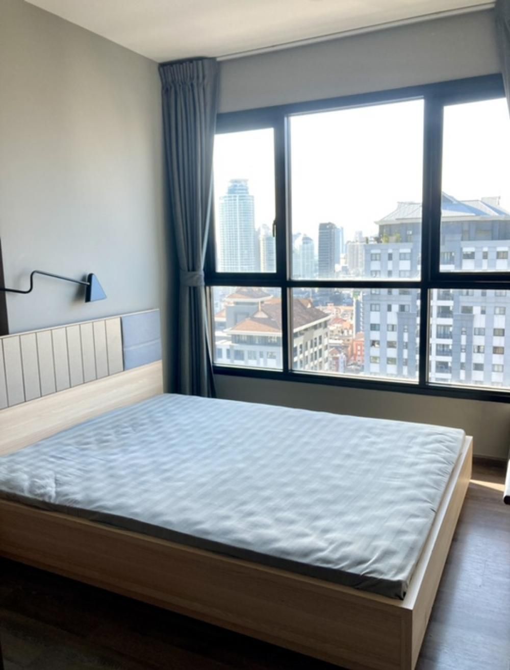 ขาย พร้อมผู้เช่า! คอนโด เดอะเบส พาร์ค อีสท์ / For Sale! The Base Park East Condo