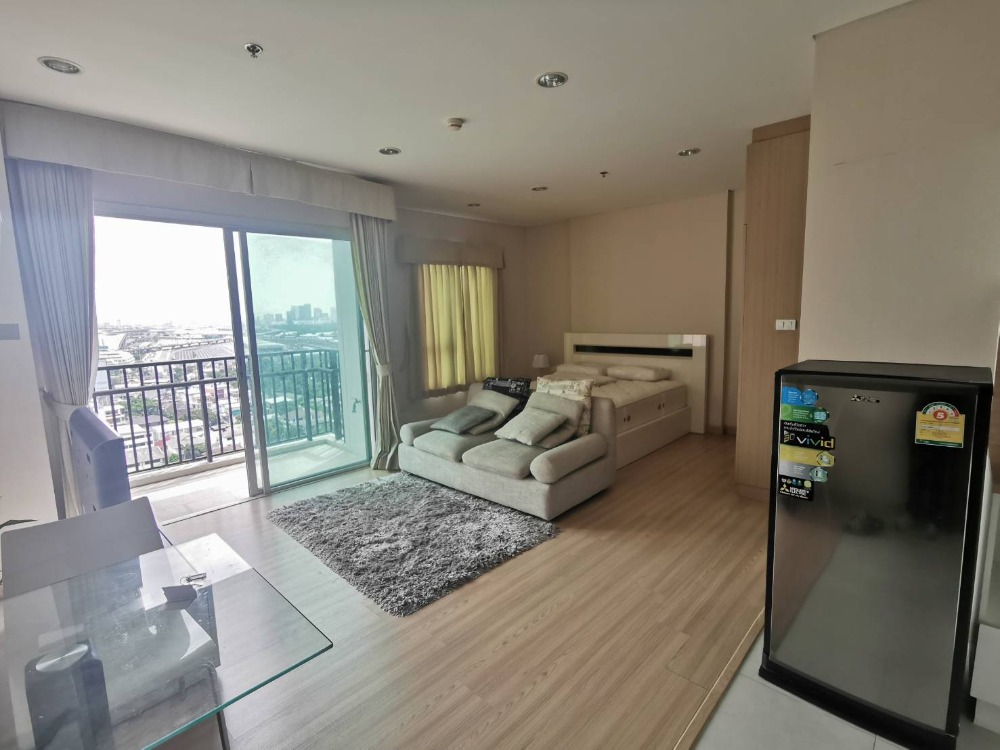 Selling intro Pradipat Studio 38 square meters, 18th floor, fully furnished, ready to move in, 3.5 million baht.