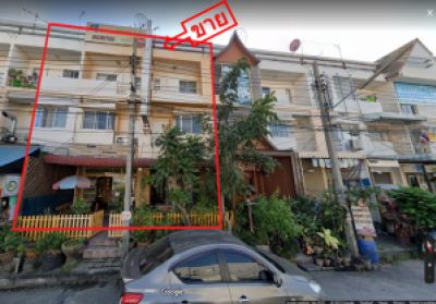 For SALE Commercial Building 3 Storeys 3Bed 3Bath 38.2sq.wah FREE Transfer Next to Lotus City Park Bang Phli