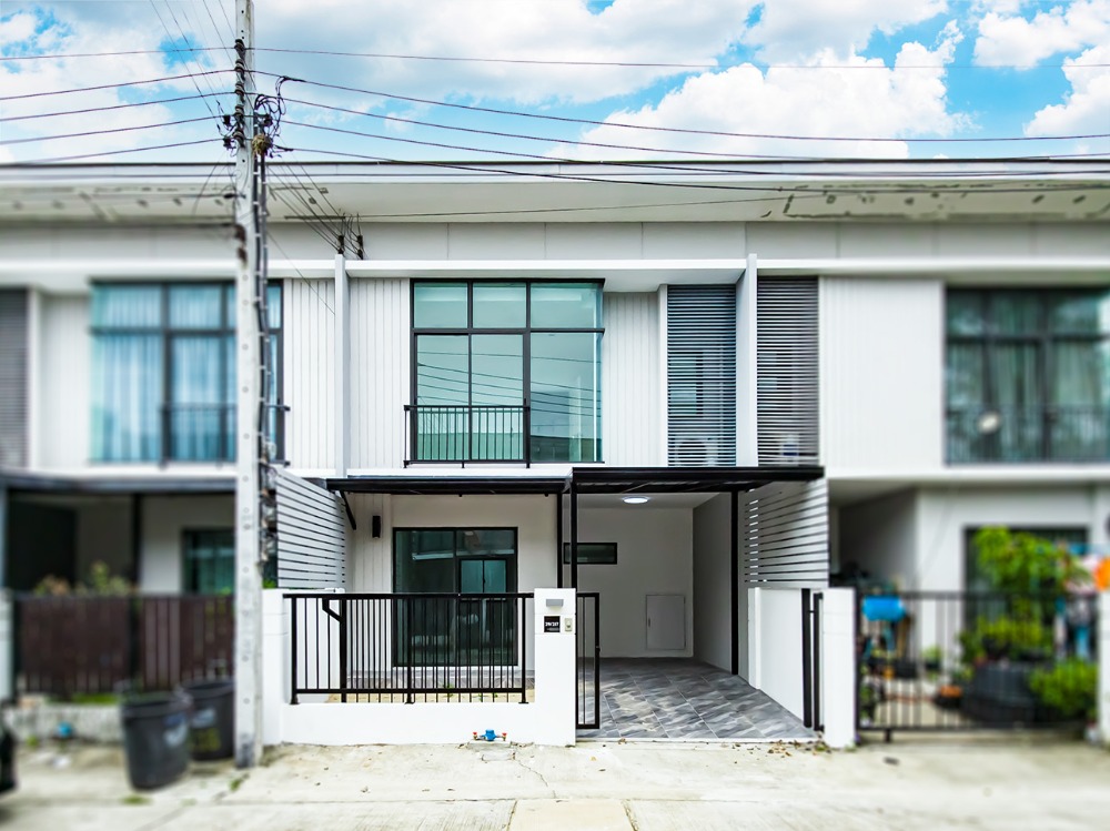 ขายทาวน์เฮาส์2ชั้น พฤกษา วิลล์ สายไหม พร้อมรีโนเวทให้ใหม่เอี่ยม ราคาโดนใจสุดๆ ขายทาวน์เฮาส์2ชั้น พฤกษา วิลล์ สายไหม พร้อมรีโนเวทให้ใหม่เอี่ยม ราคาโดนใจสุดๆ