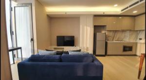 For rent Siamese Exclusive Queen high floor lake view