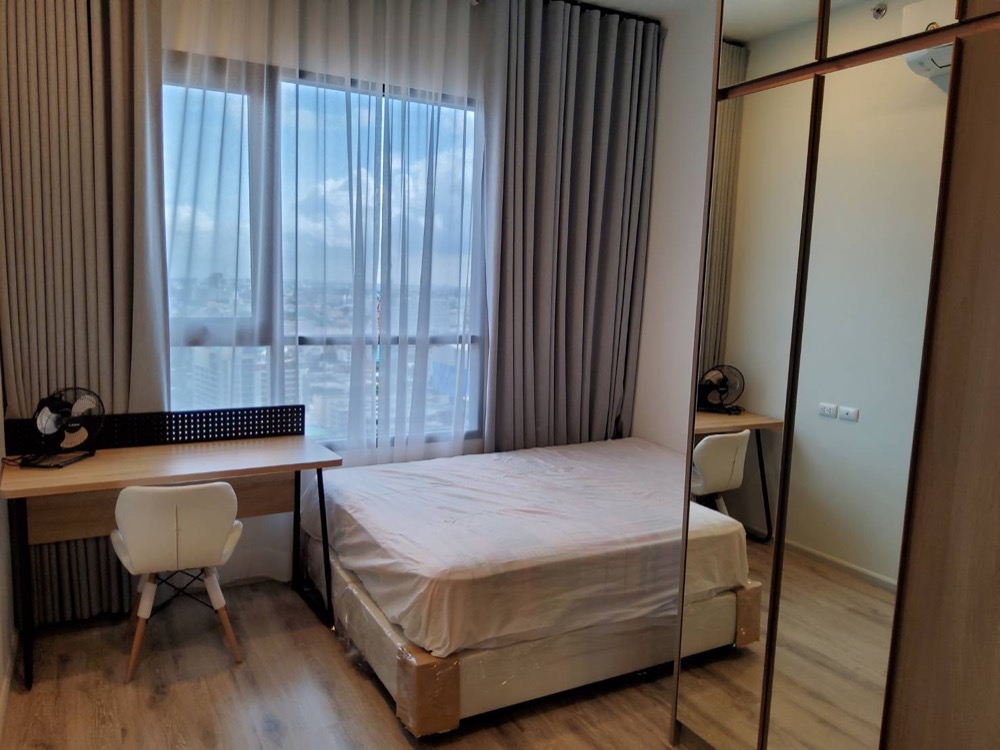 Special deal for rent Knightsbridge Prime Ratchayothin high floor brand new