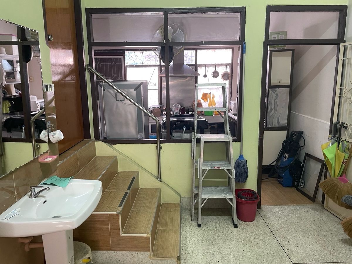ทาวน์โฮม 3 ชั้น new renovate 400 ม. จาก Ratchada MRT – รูปที่ 4