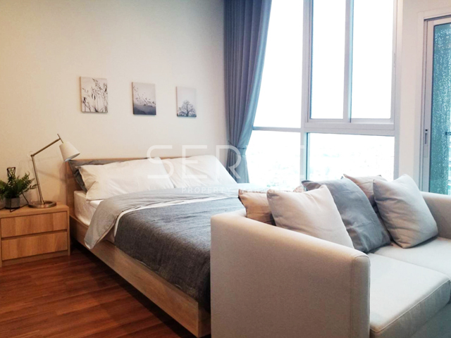 Nice View & Nice Room Studio Super High Fl. 35+ Good Location MRT Thailand Cultural Centre 80 m. at Noble Revolve Ratchada 2 / Condo For Sale Nice View & Nice Room Studio Super High Fl. 35+ Good Location MRT Thailand Cultural Centre 80 m. at Noble Revolve Ratchada 2 / Condo For Sale