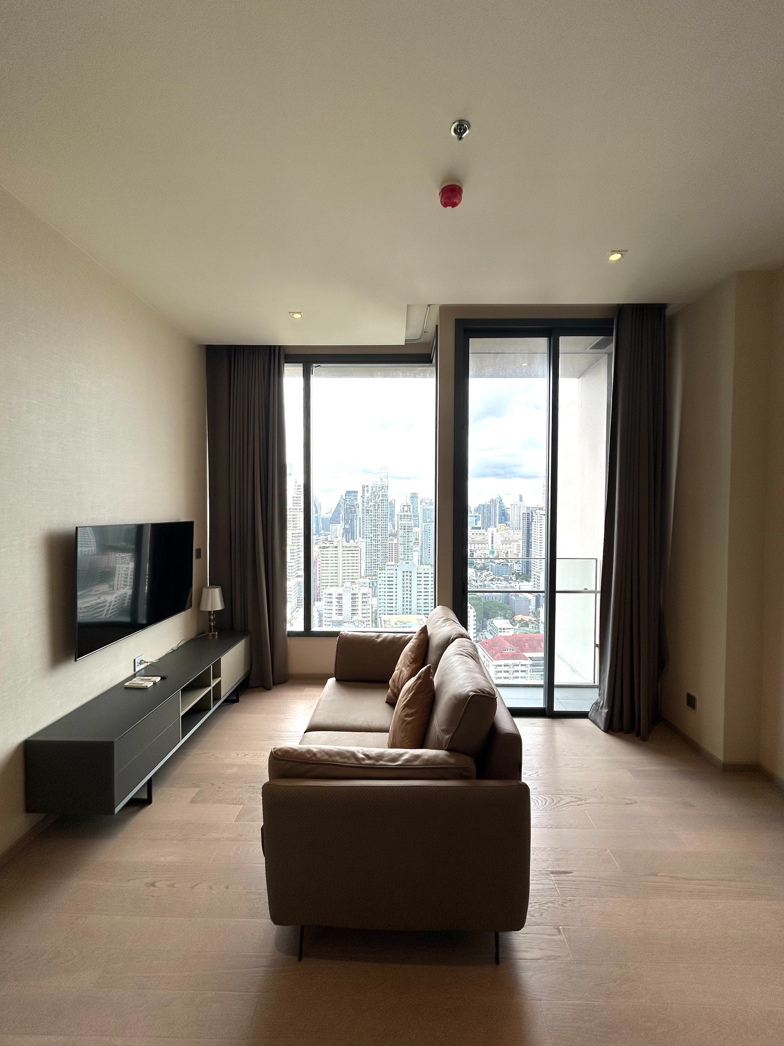 🌿The Esse Asoke🌿 ห้องเฟอร์ครบ ตกแต่งสวย 🛏 1 ห้องนอน 46 ตร.ม. Price negotiable!!! - Close to BTS Asoke – รูปที่ 3