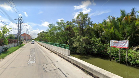 ขาย ที่ดินผังสีม่วง 6-0-53 ไร่ ซอยเลียบคลองส่วย ประชาอุทิศ วัดคู่สร้าง สุขสวัสดิ์ 84 เหมาะทำโรงงาน โกดัง ออฟฟิศ บริษัท ขาย ที่ดินผังสีม่วง 6-0-53 ไร่ ซอยเลียบคลองส่วย ประชาอุทิศ วัดคู่สร้าง สุขสวัสดิ์ 84 เหมาะทำโรงงาน โกดัง ออฟฟิศ บริษัท