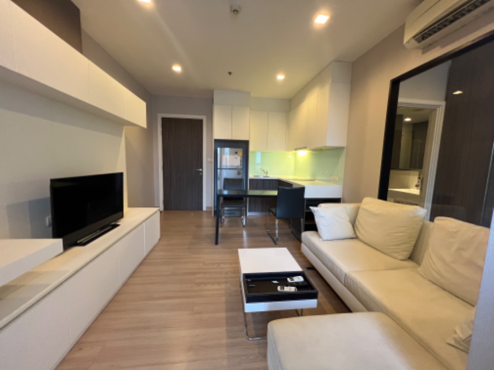 for rent Urbano absolute 1 bed high floor 💚🌿🌟