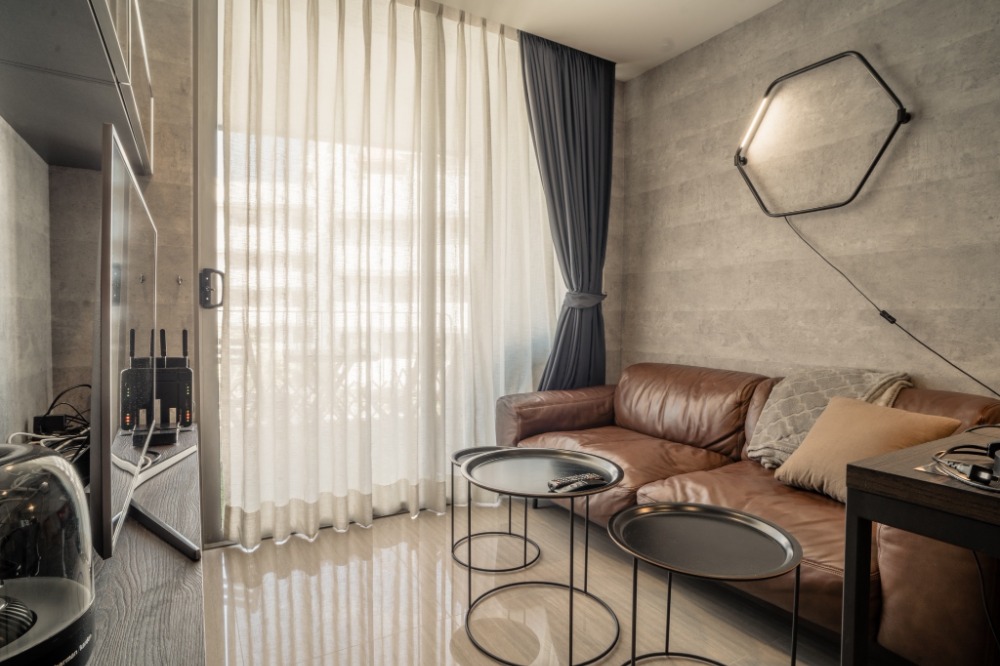 (Special 2 Parking lots) SELL - Pet Friendly @BTS Thonglor (2 Bed 62.4 Sqm) 9,900,000 MB 📣 (Negotiable) – รูปที่ 2
