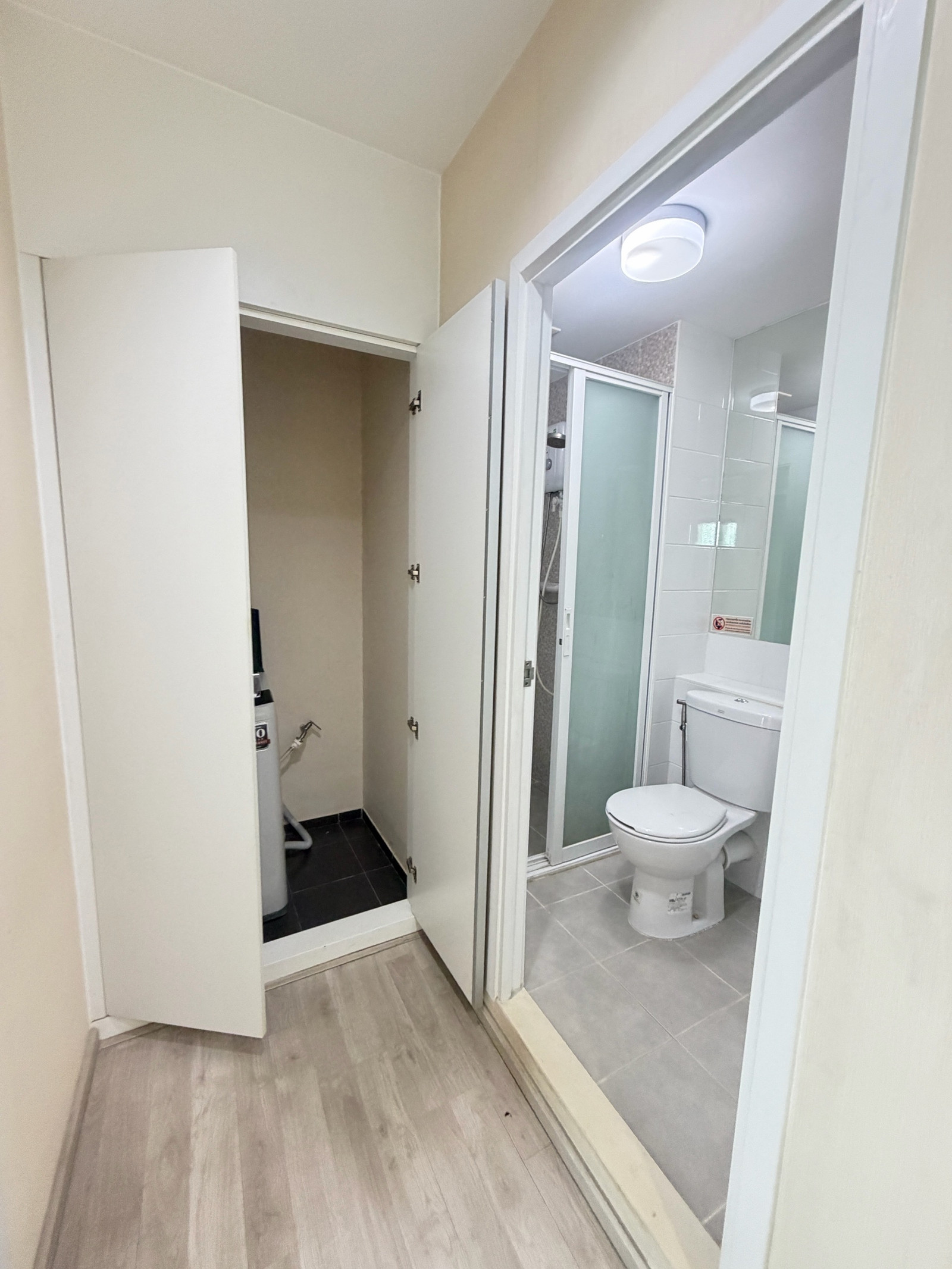 For rent Plum Central Phase 2 Floor 30 (2 bedrooms) 15,000 baht/month – รูปที่ 4