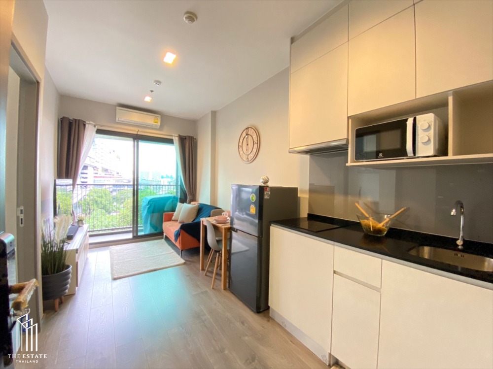Condo for SALE!! *Whizdom Avenue Ratchada-Ladprao** ห้องทิศใต้ ตำแหน่งดี ห้องใหม่ Fully Fitted@4.36 MB Condo for SALE!! *Whizdom Avenue Ratchada-Ladprao** ห้องทิศใต้ ตำแหน่งดี ห้องใหม่ Fully Fitted@4.36 MB