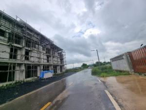 sss348 Land for sale, next to Khlong 16 market. Ban Don Chimplee, Chachoengsao