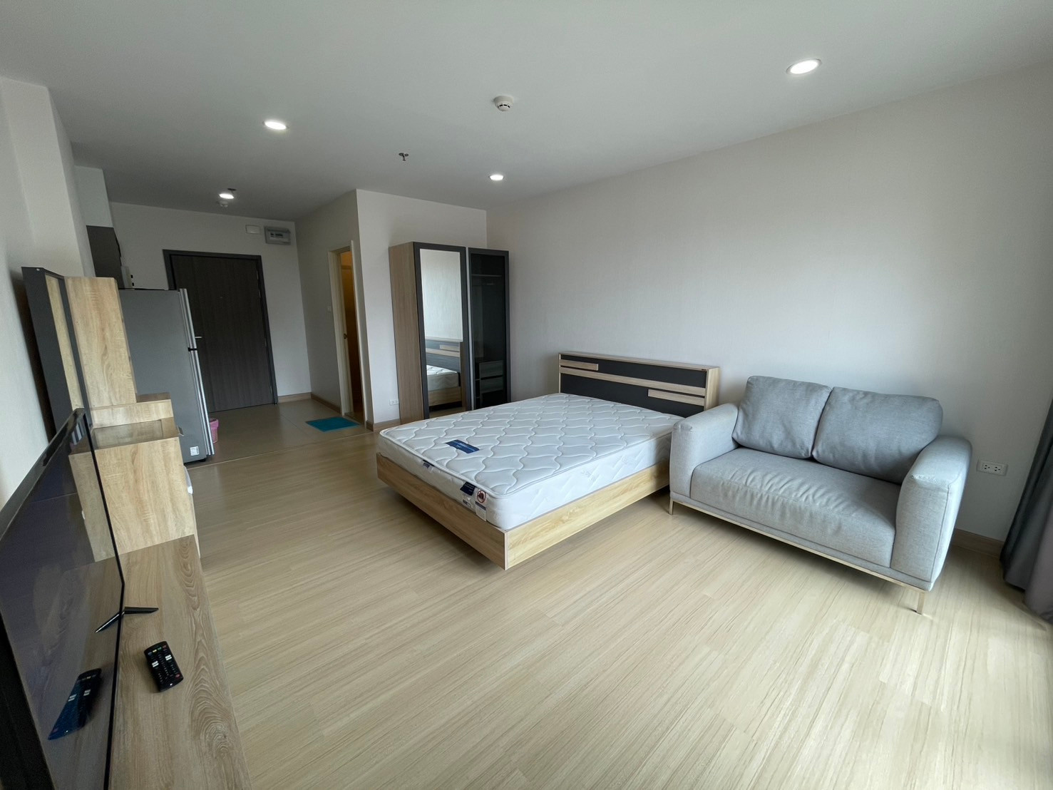 💡For rent 11,000 baht Supalai Veranda Phasi Charoen Station + washing machine Call 087-556-4977 Aon Ag💡 💡For rent 11,000 baht Supalai Veranda Phasi Charoen Station + washing machine Call 087-556-4977 Aon Ag💡