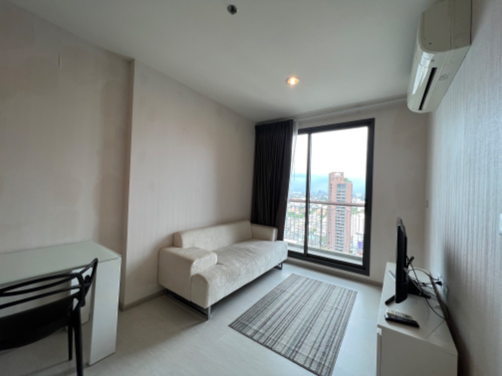 for rent Rhythm 42 45sqm 1 bed high floor ❤️🌟 for rent Rhythm 42 45sqm 1 bed high floor ❤️🌟