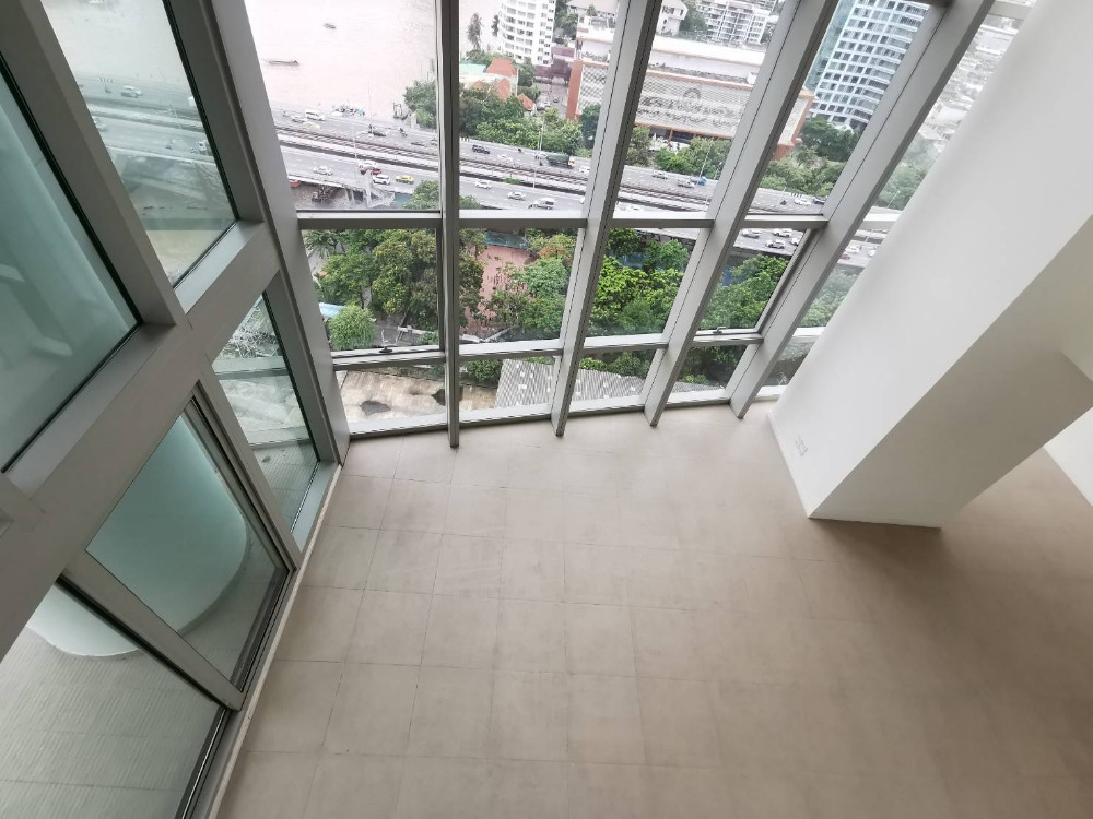 The River 4bed 5bath Duplex 330.72sqm. Am: 0656199198