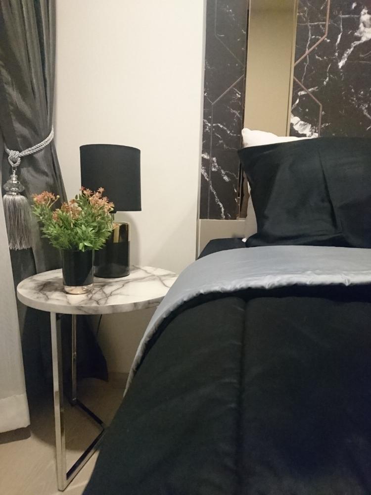 ()ห้องธีมลายหินอ่อนดำ-โรสโกลด์ให้เช่า คอนโดไนท์บริดจ์ พหลโยธิน อินเตอร์เชนจ์ ใกล้ BTS วัดพระศรี สนามบินดอนเมือง มหาลัยเกษตร ศรีปทุม ราชภัฏพระนครและบัณฑิตจุฬาลงกรณ์ – รูปที่ 2
