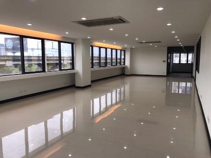 พื้นที่ให้เช่าทำสำนักงาน พร้อมย้ายเข้าได้เลย – รูปที่ 3