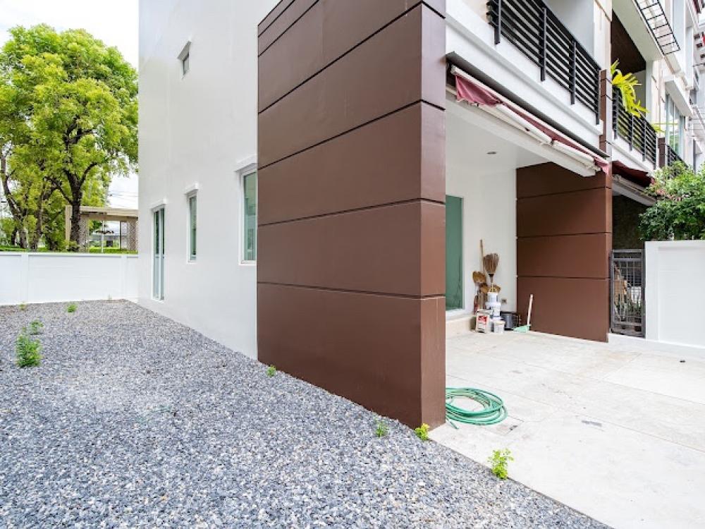 Urgent sale: Baan Klang Muang Rama 3, Rat Burana, very large plot, cheapest per square wa and the largest land plot in the project. – รูปที่ 4