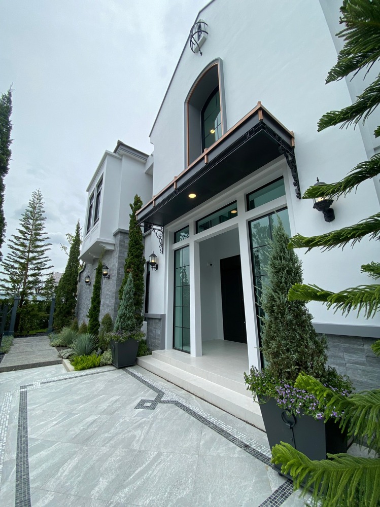 Single house at nantawan Rama9 -krungthep kreetha  for sale
