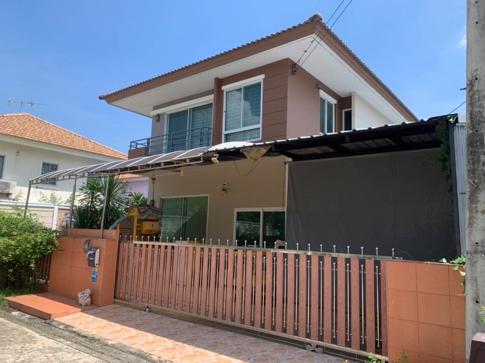 house for sale The Trustville Watcharaphon​ Hathairat, beautiful decoration, ready to move in (SAV321)
