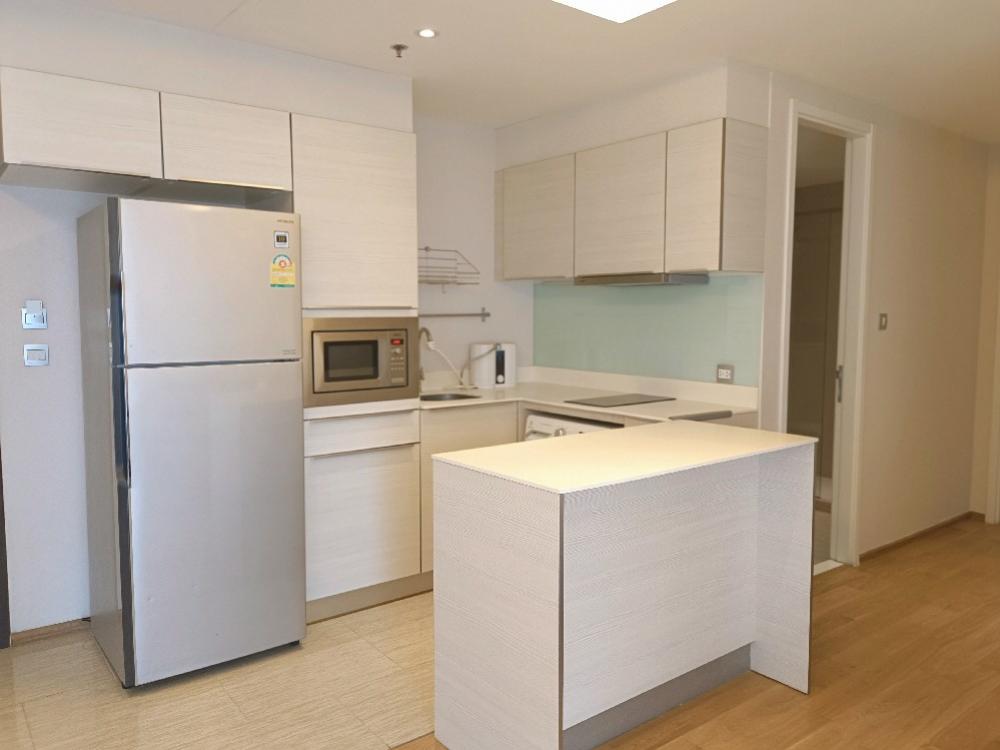 For Rent H Condo Sukhumvit 43, 700m from BTS phromphong 2 bedroom 2 bathrooms size 85 sqm Reduce price from 60,000 thb to 52,000 thb For Rent H Condo Sukhumvit 43, 700m from BTS phromphong 2 bedroom 2 bathrooms size 85 sqm Reduce price from 60,000 thb to 52,000 thb