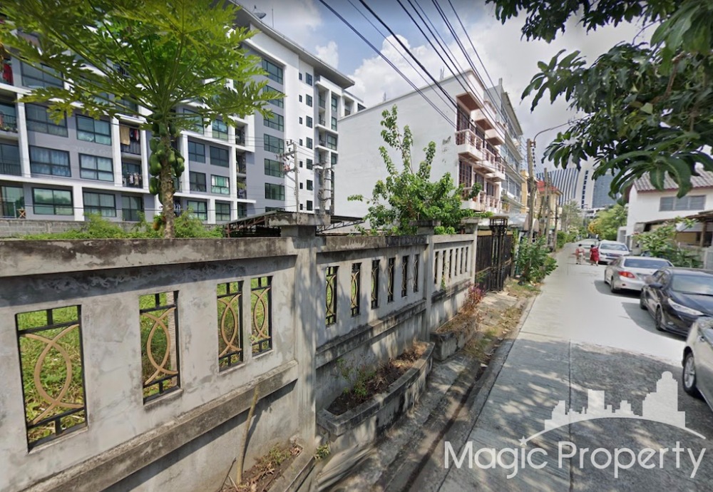 107 Sq.wah Land For Sale in Soi Inthamara 47 Ratchadapisek Road, Din Daeng, Bangkok