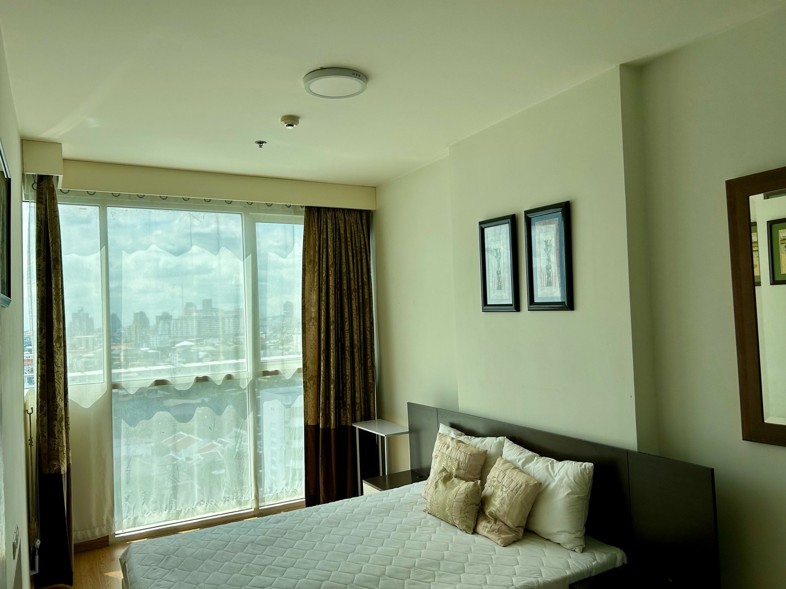 ++++SHOCK!+For rent/FOR RENT Ideo Mix@0 m. BTS Saphan Khwai/Max Valu 24 hrs., 1 bedroom, 1 bathroom, 38 sq m, shower, brand new, beautiful garden view at the back, quiet, cool breeze, extremely peaceful. Call 0909-782-762 – รูปที่ 2