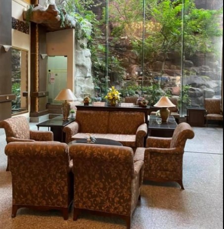 Pathumwan Resort 90 sq.m. Eng 中 日 Please add LINE ID @806qphgn o8415o5483 rent 35,000 B