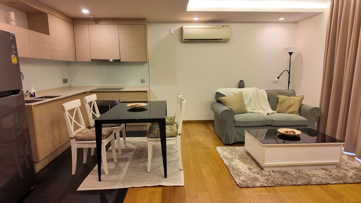 Beautiful Views!!! Via Botani Sukhumvit 47, 2 bed 2 bath 75 Sqm. Beautiful Views!!! Via Botani Sukhumvit 47, 2 bed 2 bath 75 Sqm.