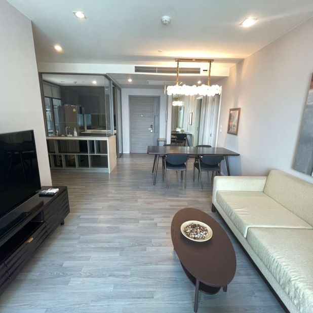 The Room 69 2 Bed Eng 中 日 Please add LINE ID @806qphgn o8415o5483 Rental Price 49,999 B Sell 15 MB
