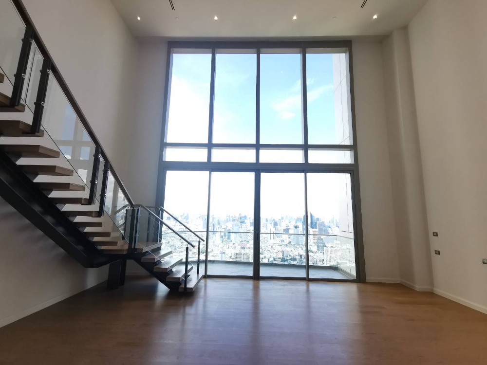 Magnolias Waterfront Residences at Icon Siam 300.86sqm. 5bed 5bath 130,000,000 Am: 0656199198