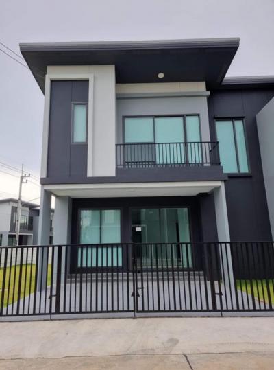 🍁🏡 New house, new furniture, ready for rent ✦Lake Serene ✦ Phase 4, modern design twin houses. Located on Rama 2 Road, Km. 15, size 35 sq m. 4 bedrooms, 3 bathrooms, with 2 parking spaces 😊👍🏻