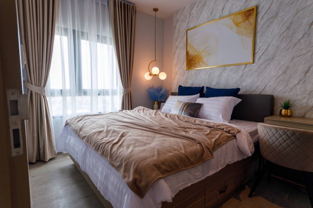 Rent Altitude Unicorn Sathorn-Thapra, 2 bedrooms, corner room, proportional, open view, new room, washing machine, TV, kitchen, electric, fully furnished. near BTS Talat Phlu