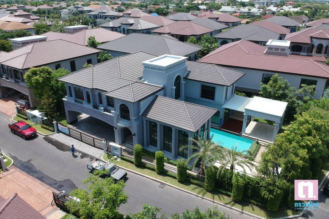 Luxury house for sale, on Borommaratchachonnani Road (The Grand Pinklao, The Grand Pinklao), large land size 225.80 sq wa, house size 695 sq m. Luxury house for sale, on Borommaratchachonnani Road (The Grand Pinklao, The Grand Pinklao), large land size 225.80 sq wa, house size 695 sq m.