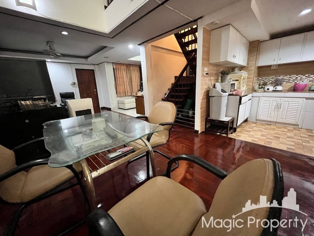 ขาย ทาวน์เฮ้าส์ 5 ห้องนอน ใน ซอยสุขุมวิท 39 เขตวัฒนา กรุงเทพมหานคร – รูปที่ 3