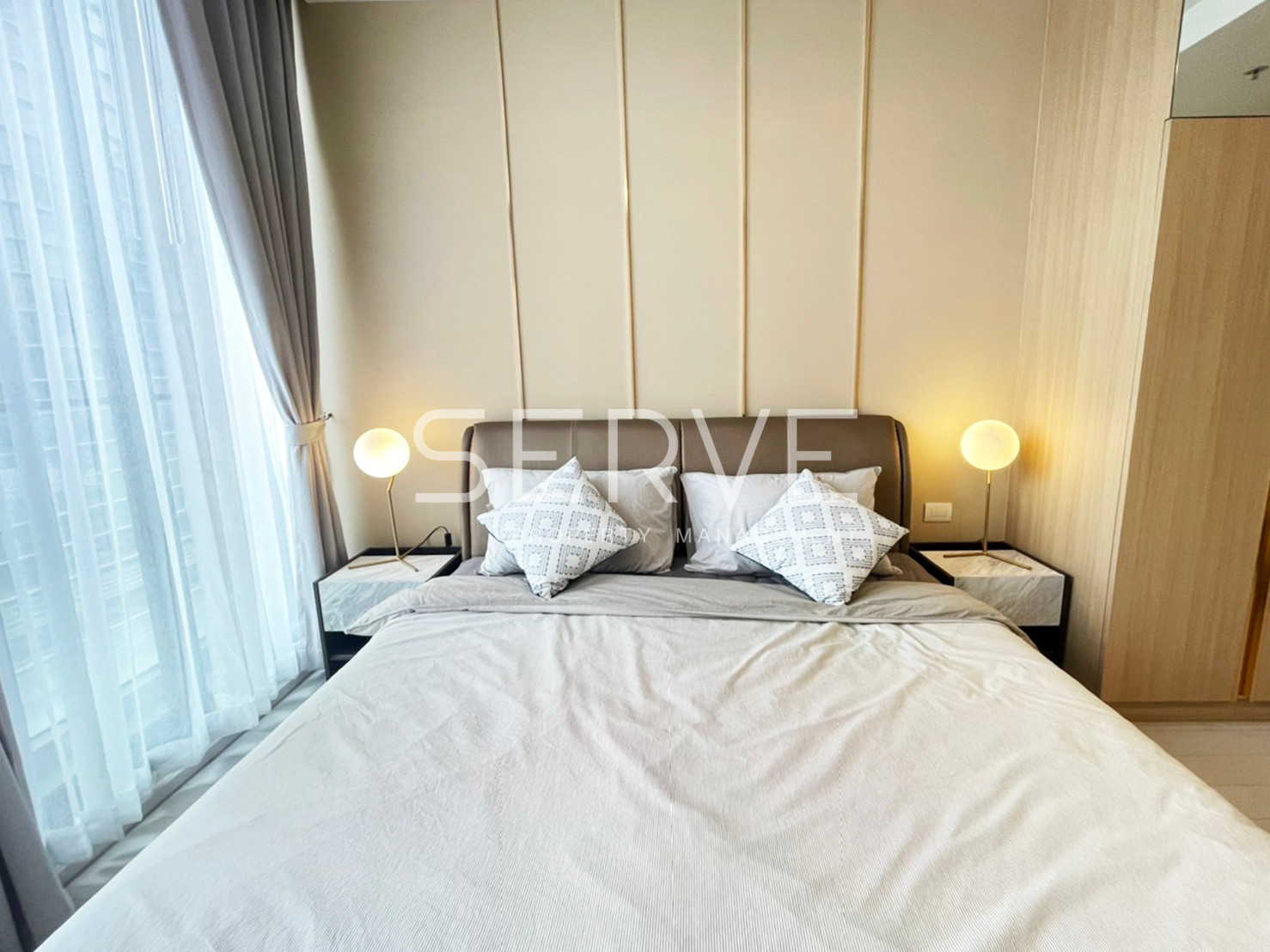 🔥45 K🔥- 1 นอน 57.09 ตร.ม. ชั้นสูง 10+ แต่งสวยสไตล์ Modern คอนโดเชื่อมตรงเข้า BTS เพลินจิต ที่ Noble Ploenchit / ให้เช่าคอนโด – รูปที่ 4