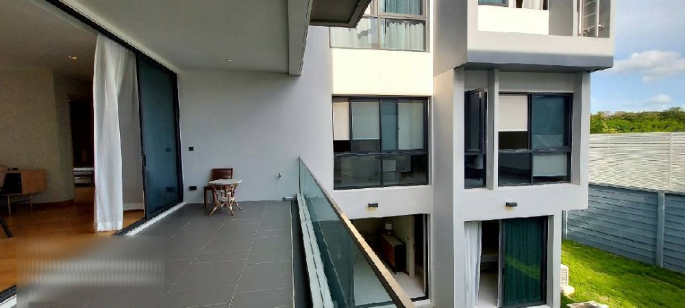 Parc Priva 5 bed house for rent